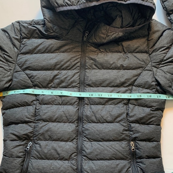 TNA women’s size small dark, charcoal, gray Hooded down Jacket - Picture 11 of 14